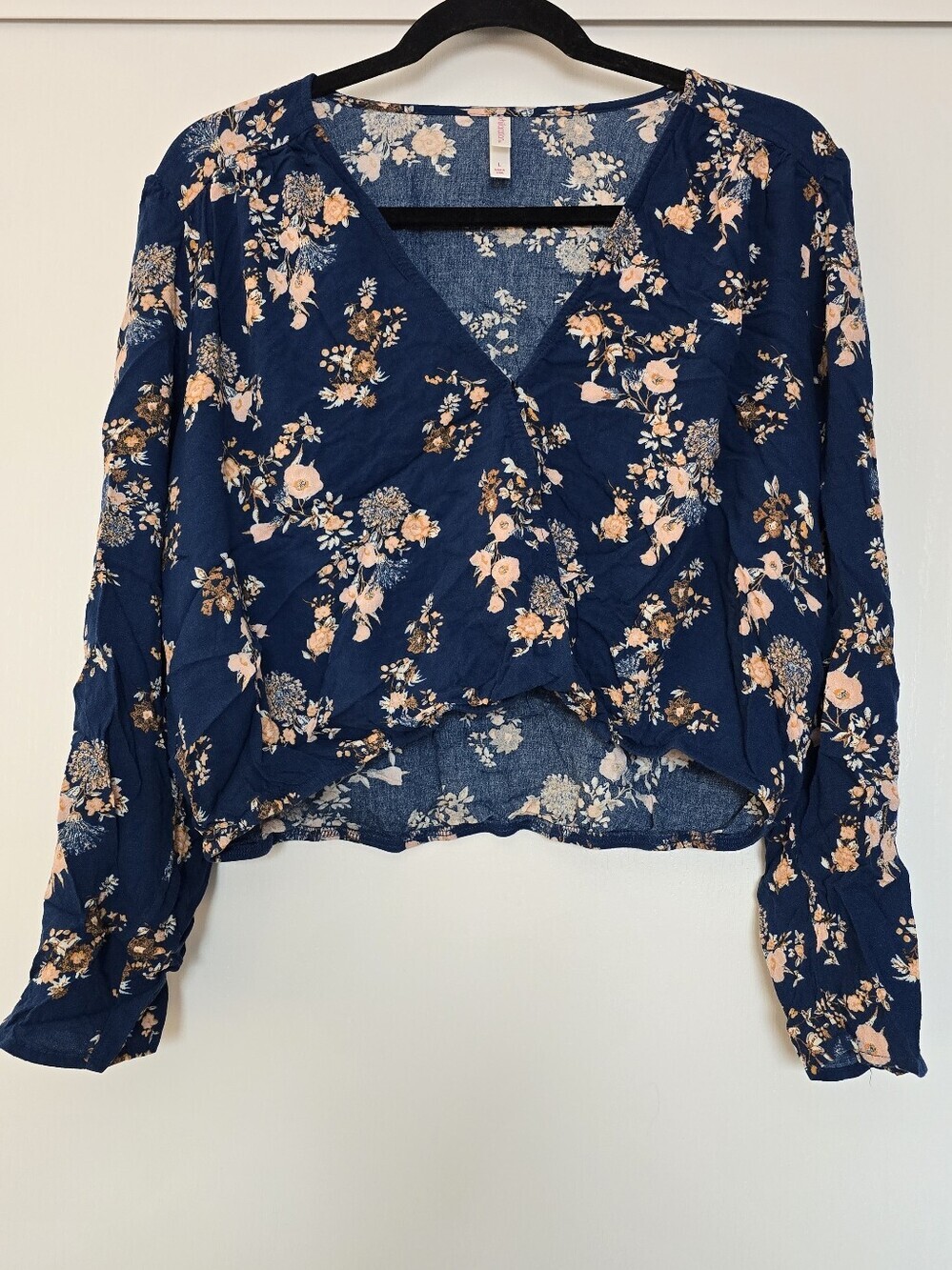 Xhilaration - Floral Long-Sleeve Crop Top